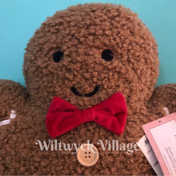 Cupcakes and Cashmere Sherpa Gingerbread Man Pillow - Picture 5 of 7